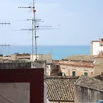 Conte Luna Bed and Breakfast