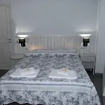 Conte Luna Bed & Breakfast 4*