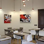 Conte Luna Bed & Breakfast 4*