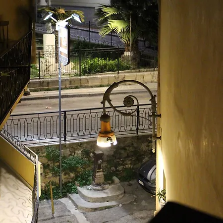 Conte Luna Bed & Breakfast 3*