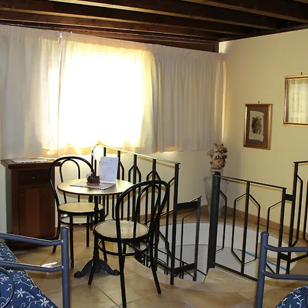 Bed & Breakfast Conte Luna 4*