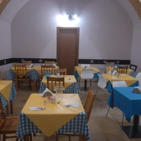 Bed & Breakfast Conte Luna 4*