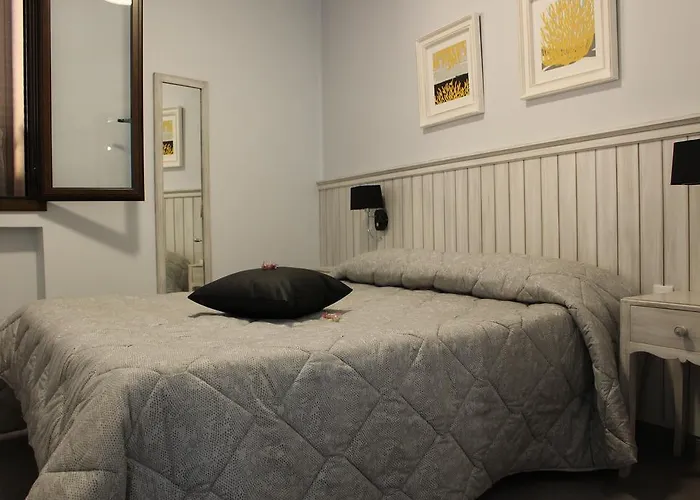 Oda ve Kahvaltı Conte Luna 4*