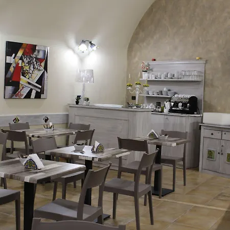 Nocleg ze śniadaniem Conte Luna 4*